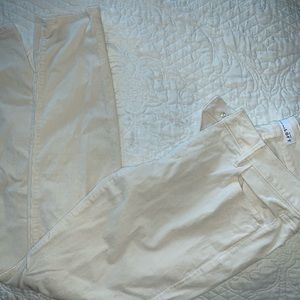The LOFT cream/off white skinny corduroy pants